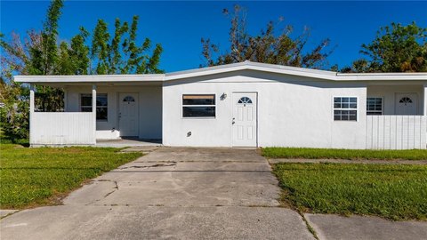 Quadplex With Vacant Rear Lot