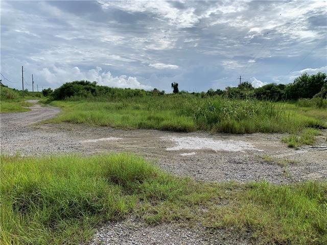 Buras, LA Vacant Riverfront Land