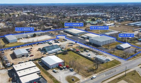 Rogers Warehouse with Office Space