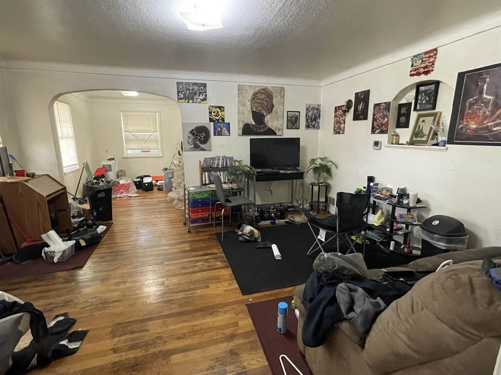 Picture 37