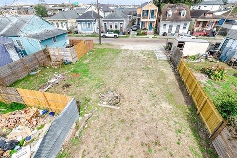 Vacant Land Near French Quarter