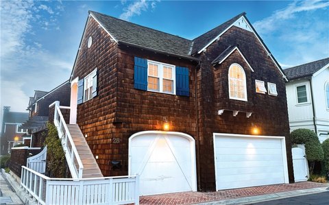 Duplex Property with Beach Access