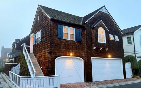 Duplex Property with Beach Access