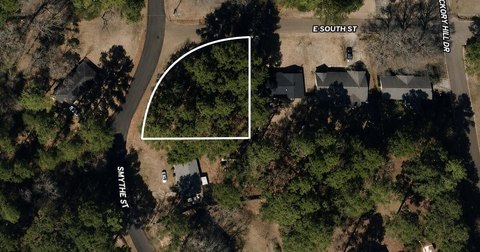 LAND - Kosciusko, MS