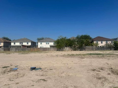 LAND - McAllen, TX