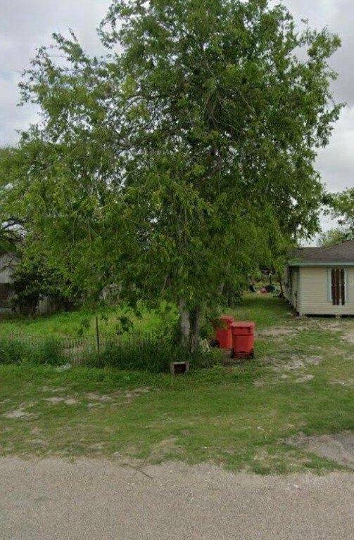 Residential Lot in Robstown, TX