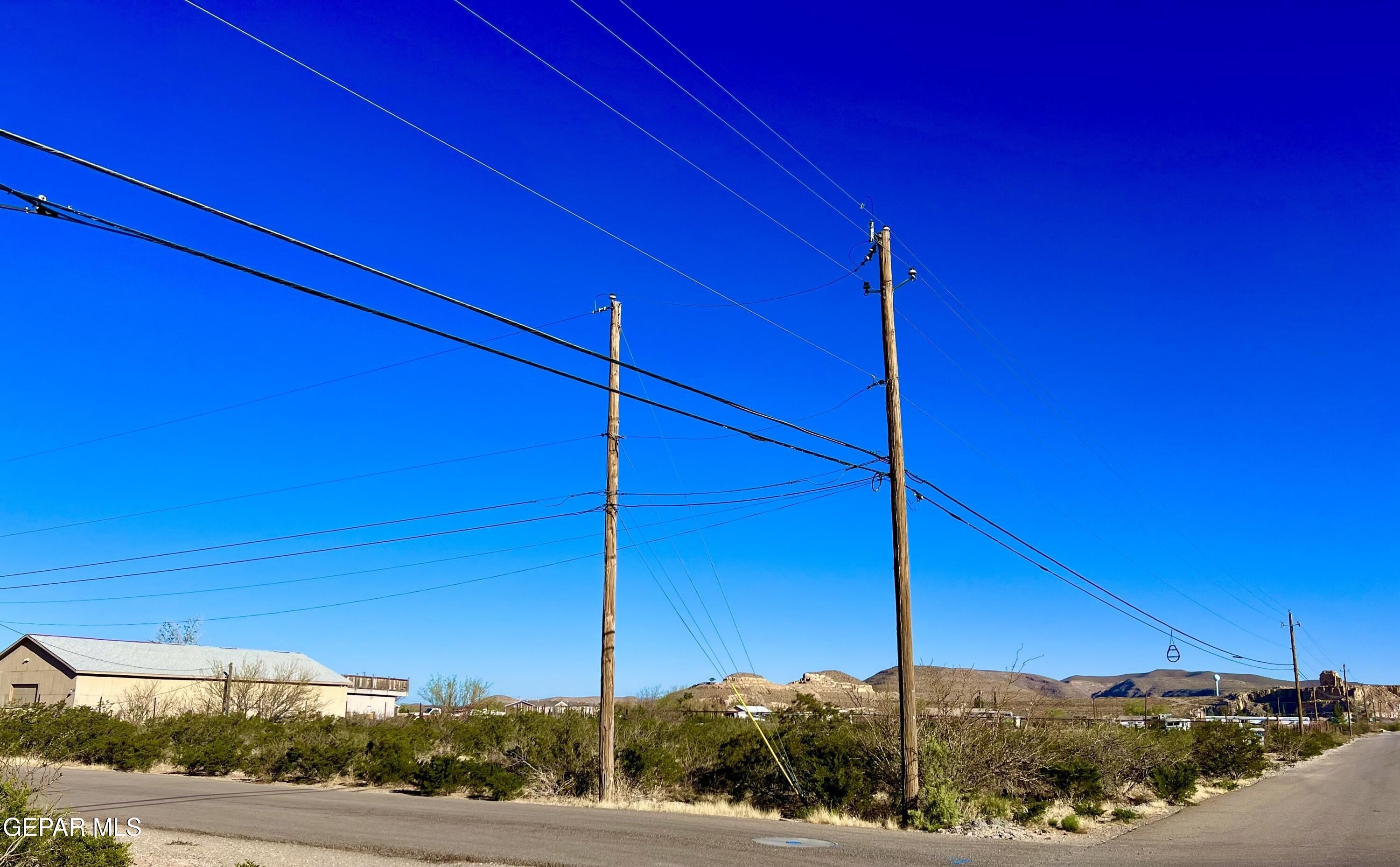 Residential Lot with Mountain Views