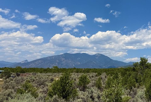 Land with Water Rights in Taos
