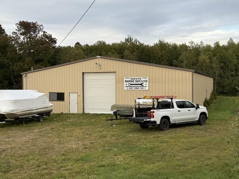 Spacious Steel Warehouse in Wesley