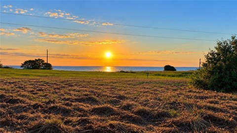 Waterfront Lot with Bay Views