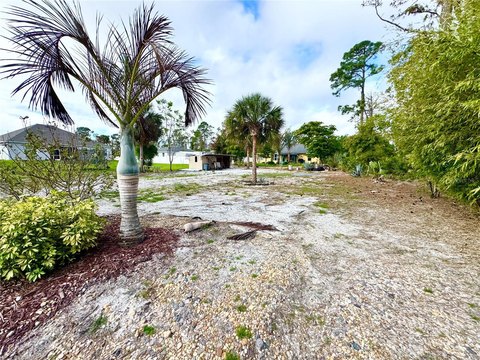 Land, NORTH PORT, FL