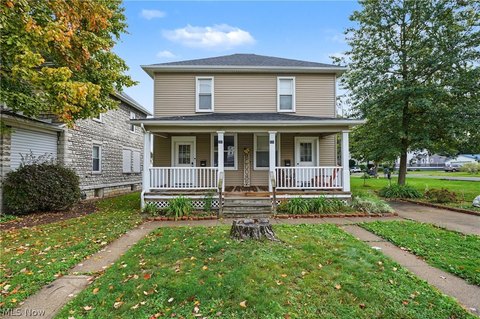 Duplex with Detached Garage