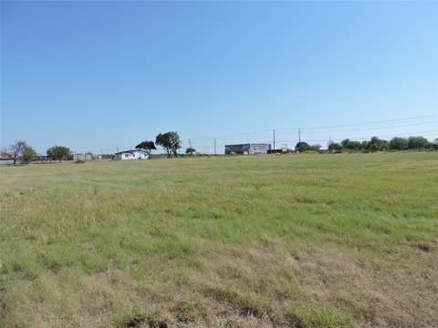High-Visibility Commercial Land