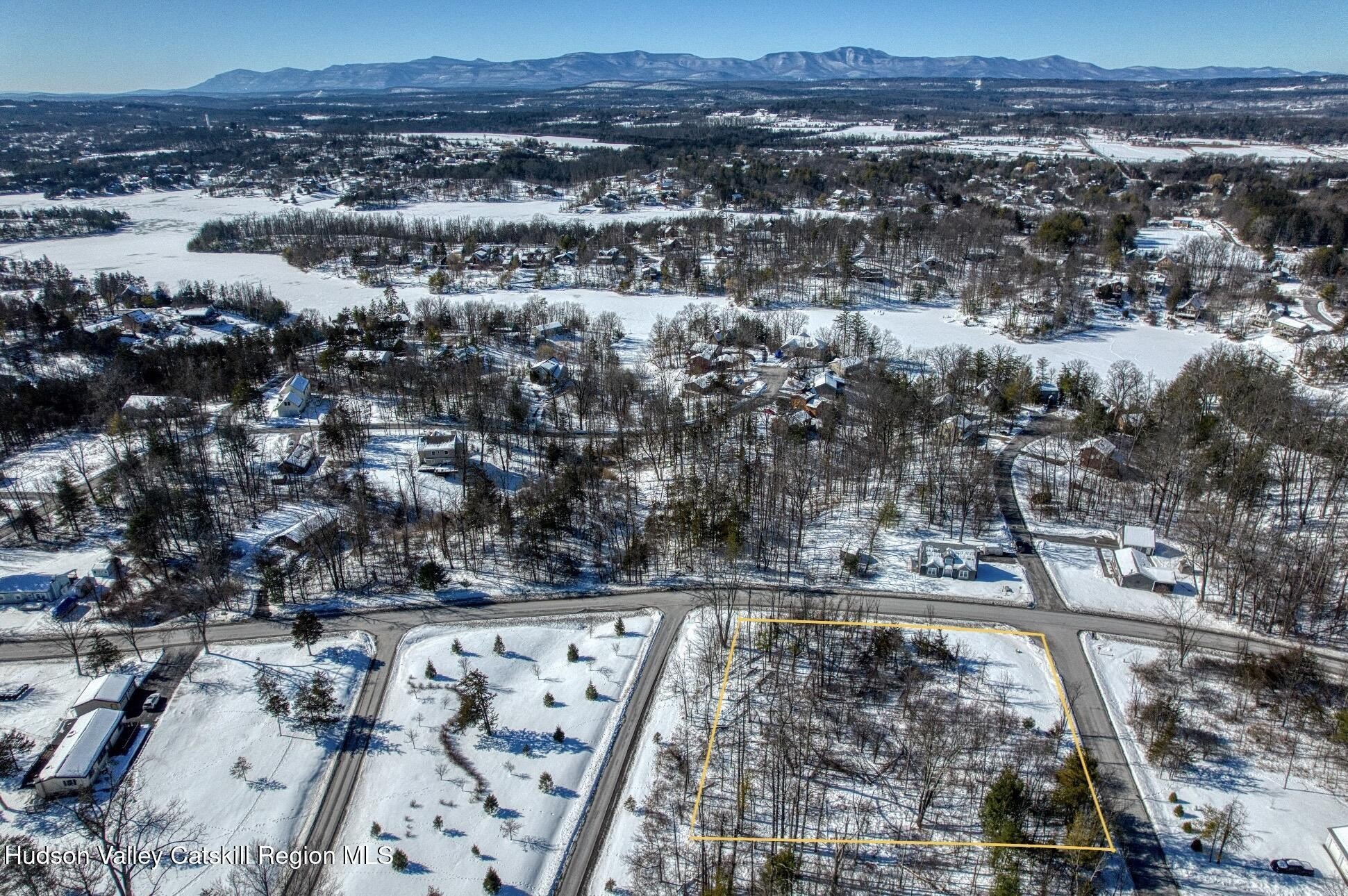Sleepy Hollow Lake Building Lot