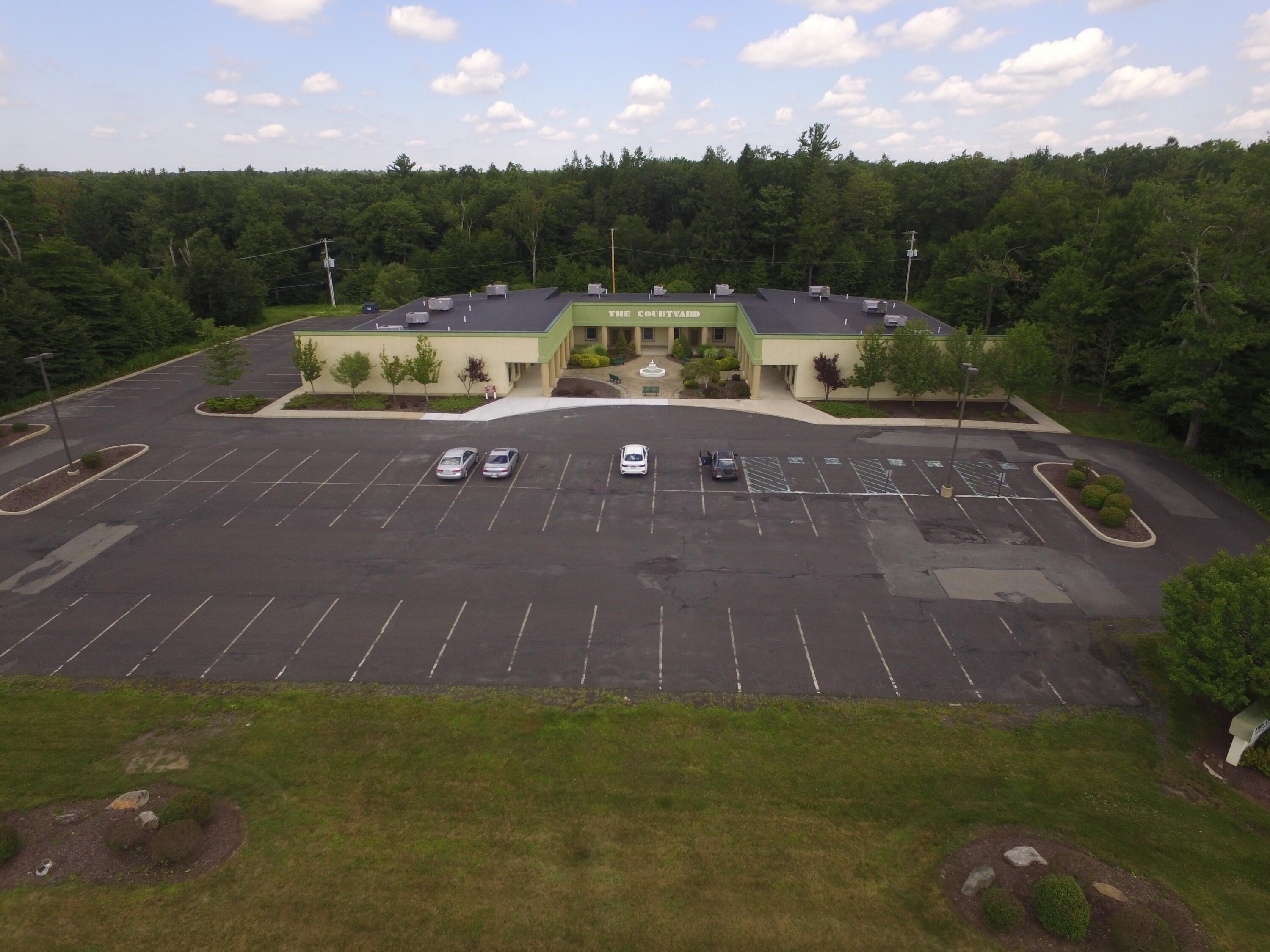 Professional Office Suite in Tobyhanna