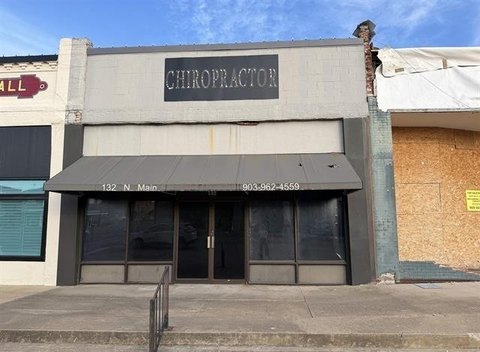 Chiropractic Office with Multiple Offices