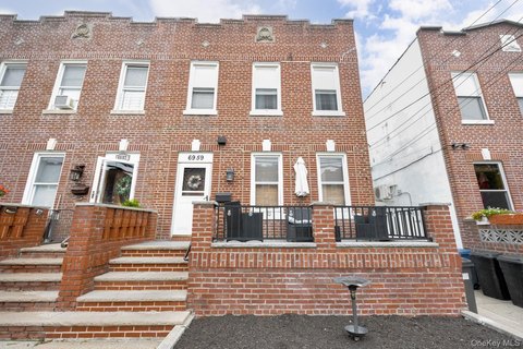 Two-Family Home in Middle Village