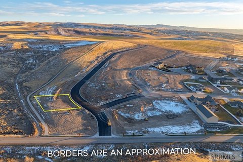Residential Land in Hawks Landing