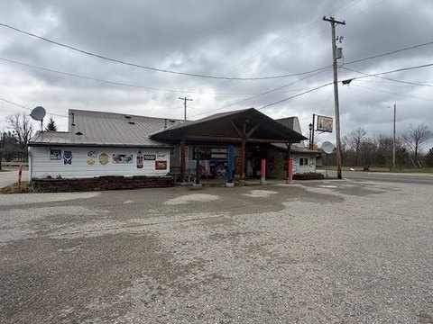 COMMERCIAL - Comins, MI