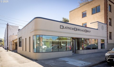 Remodeled Office/Retail Building in TheDalles
