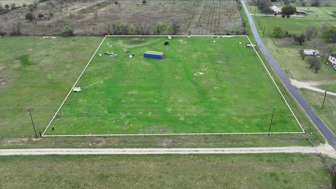 Land in Peaceful Country Setting