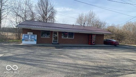 Commercial Building in Winslow, Indiana