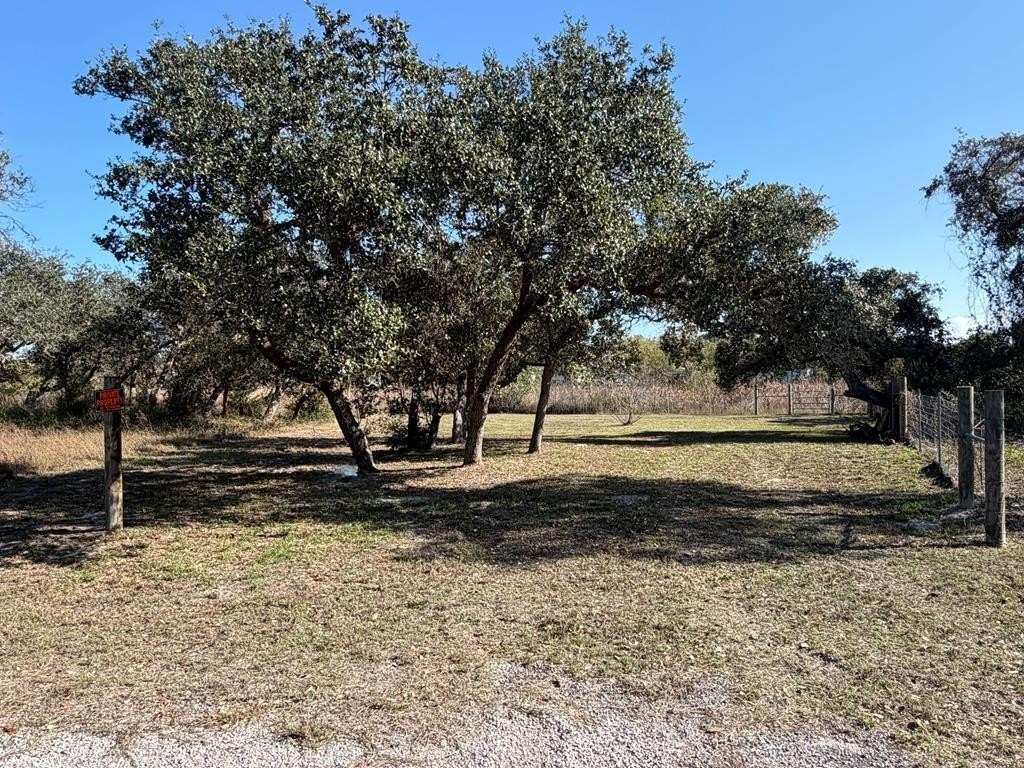 Residential Lot in Holiday Beach