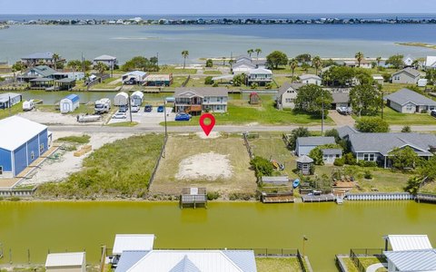 LAND - ROCKPORT, TX