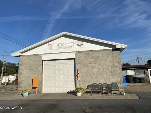 Car Wash with Equipment