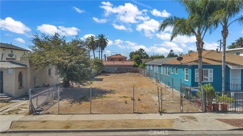 Land, Los Angeles, CA