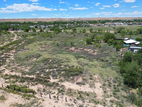 LAND - Belen, NM