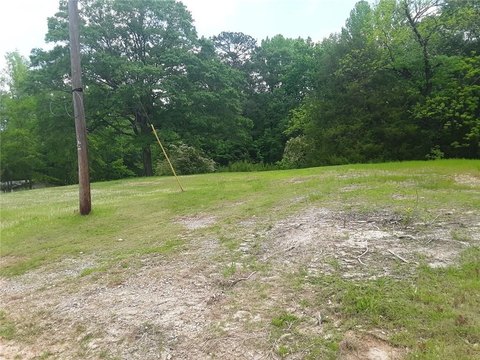 Residential Land in Valley, AL