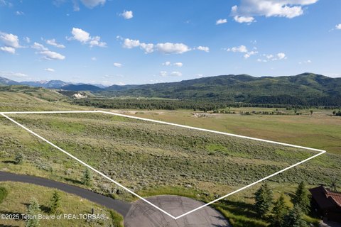 Land, Jackson, WY