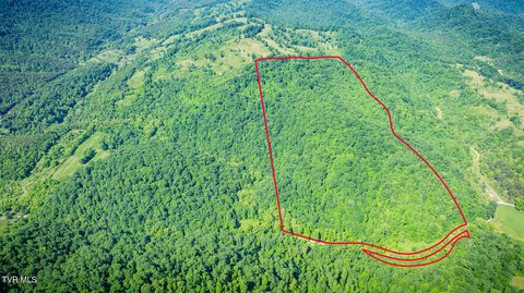 Secluded 70-Acre Tennessee Retreat