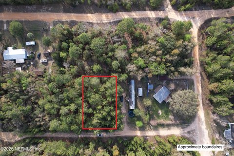 Interlachen, FL Building Lot