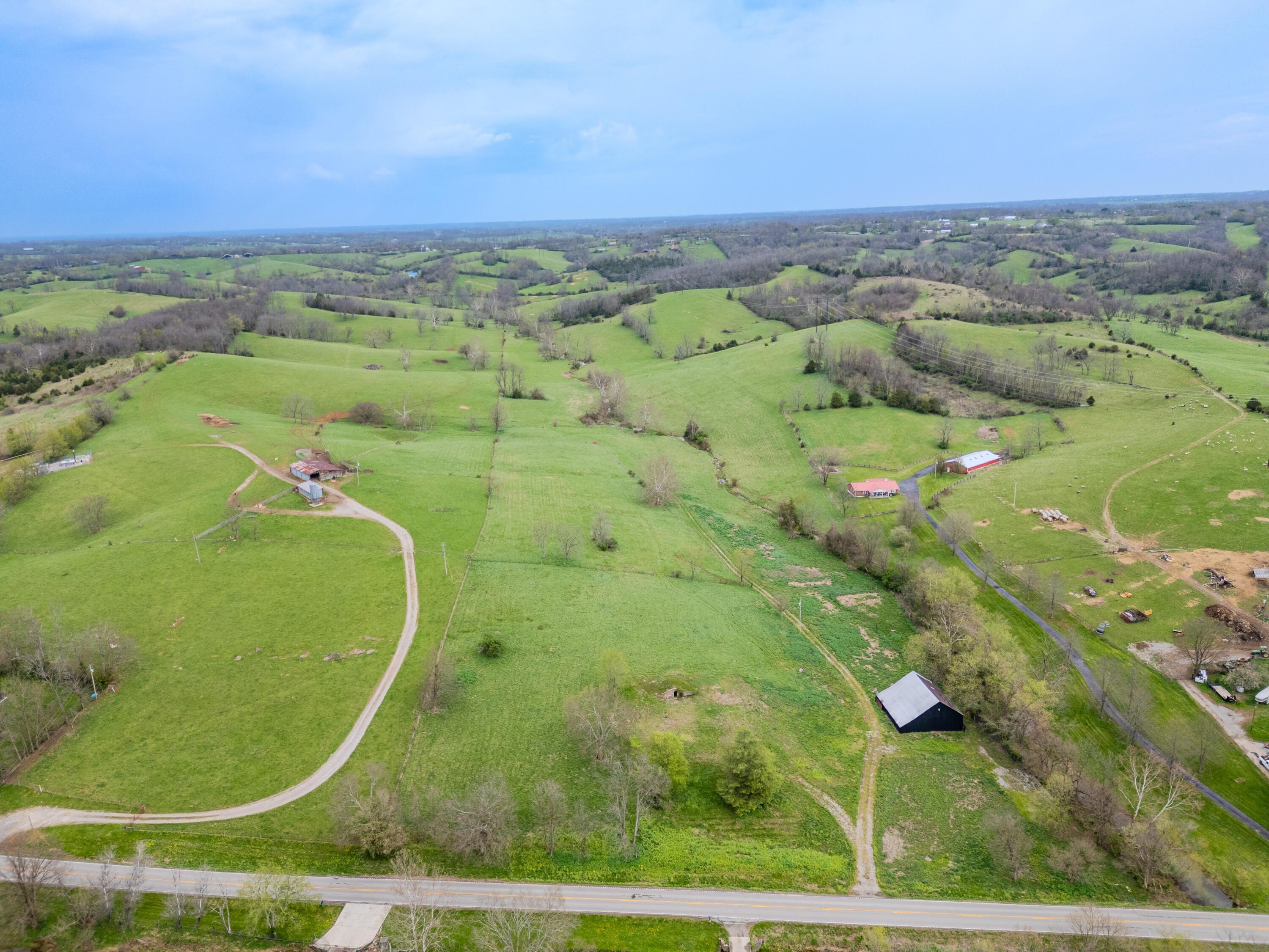 Kentucky Land with Scenic Creek