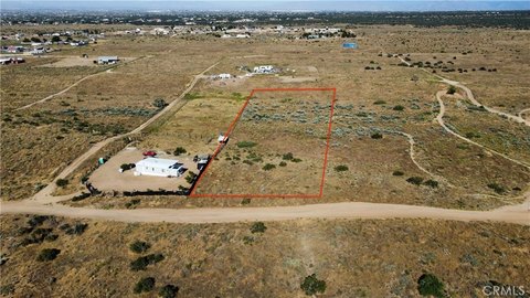 Phelan, CA Flat Usable Land