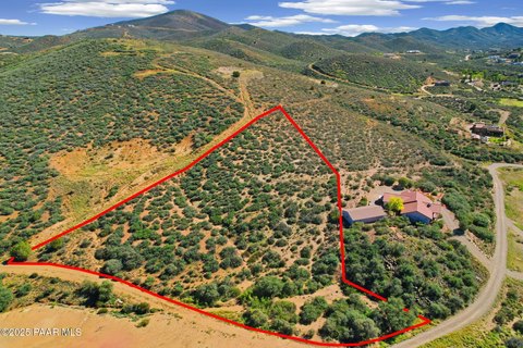 Land in Apache Knolls