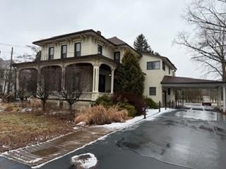 Victorian Home with Apartment, Garage