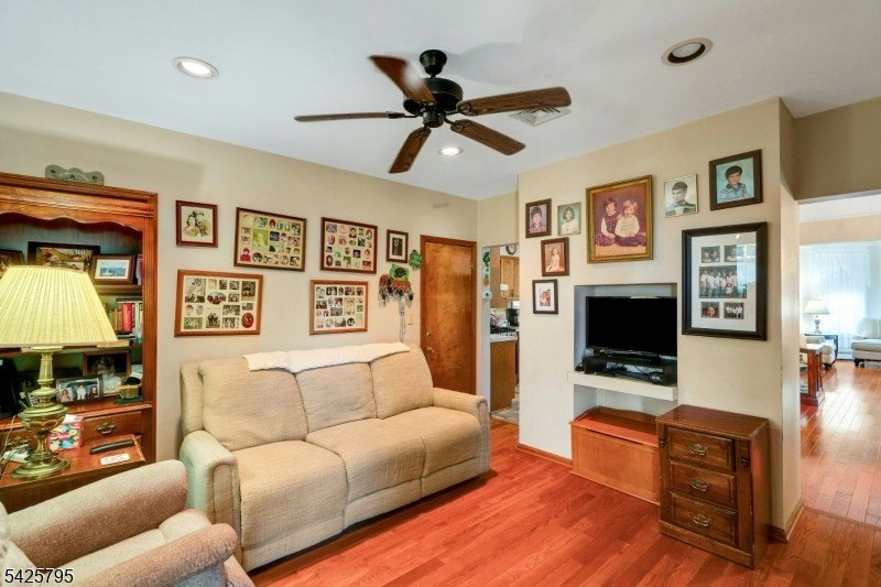 Picture 13
