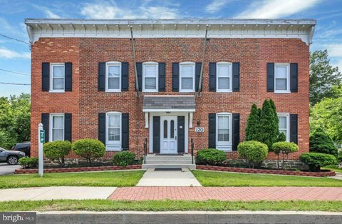 Renovated Multifamily Building in Laurel