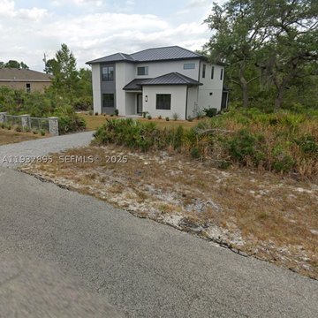 Residential Lot in Sebring, FL