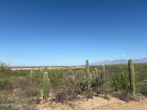 Acreage Land with Panoramic Views