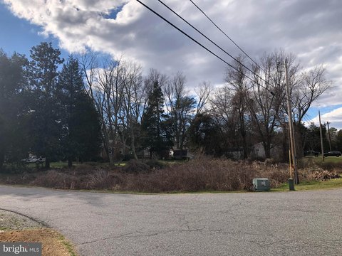 Land in Golden Beach Community