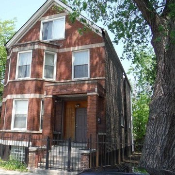 Chicago Multifamily Home For Sale