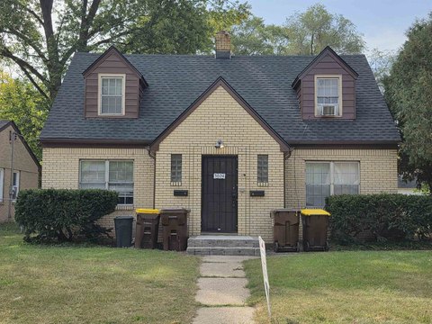 ROCKFORD Duplex with Long-Term Tenants