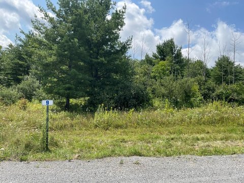 Hemlock Hills 1.6-Acre Lot