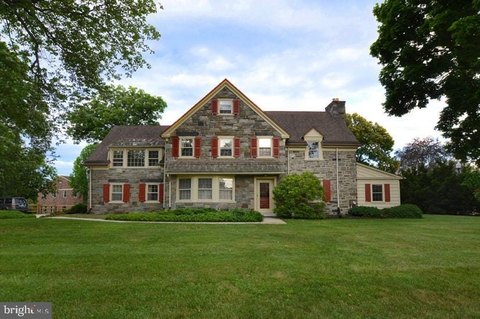 Specialty Commercial Property