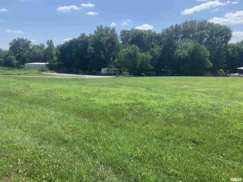 Residential Land in Quincy, IL