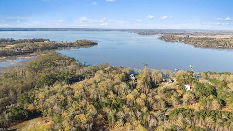 Land and Farms, Williamsburg, VA